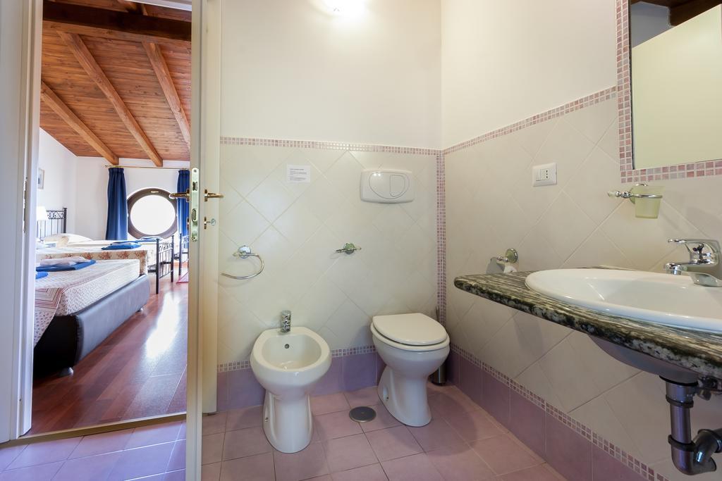 Relais Villaggio Azzurro Рим Стая снимка